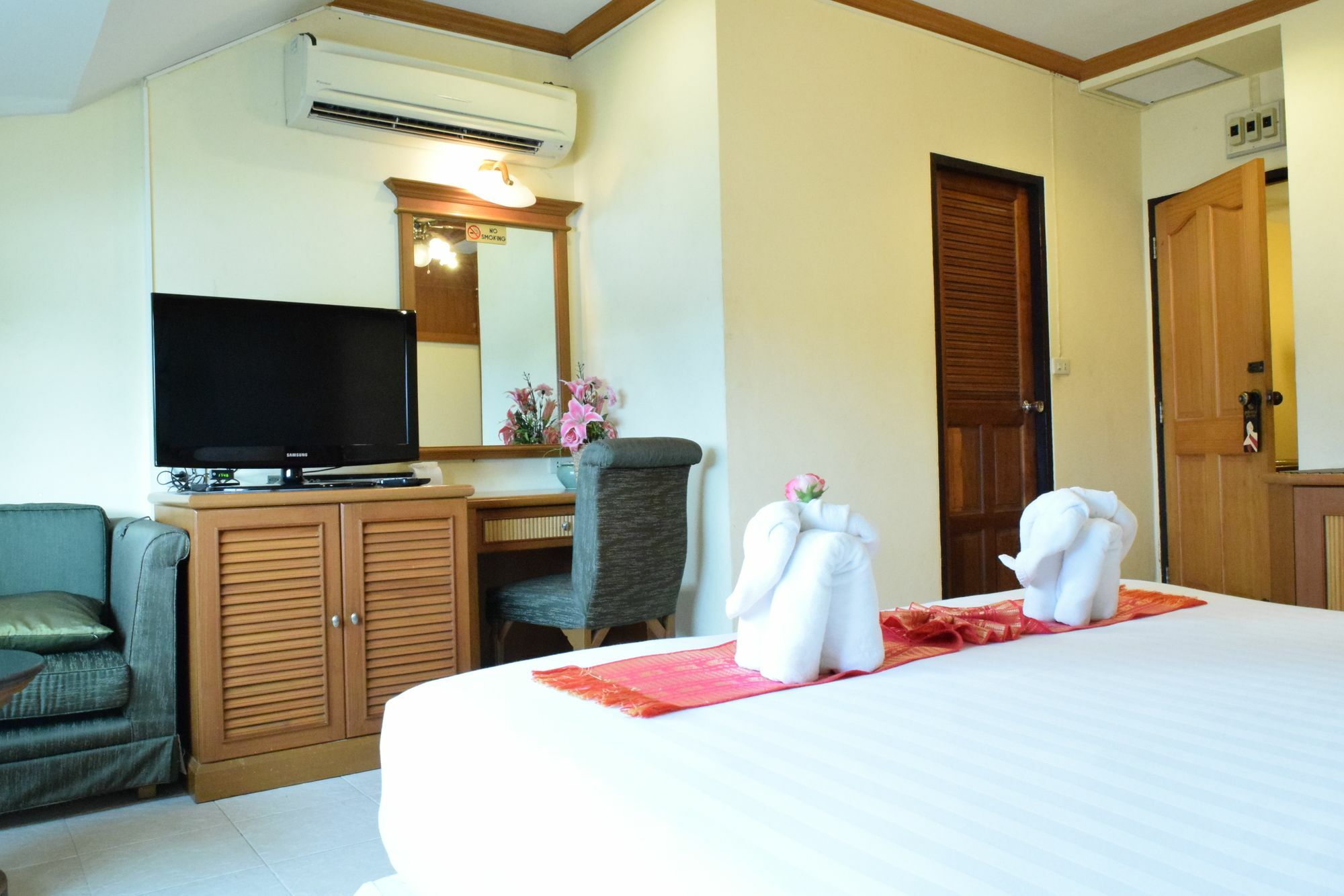 Appartement Sea Dream Patong Extérieur photo